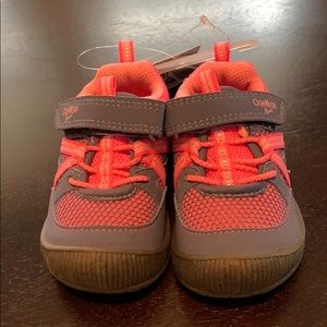 OshKosh baby girl shoes size 4